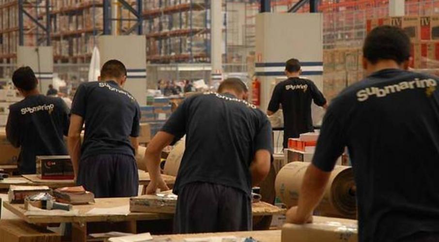 B2W queima menos caixa, mas ‘vendidos’ dobram a aposta