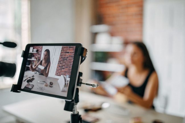 Agência SERI.E DESIGN é destaque no desenvolvimento de lojas online para Influencers Digitais